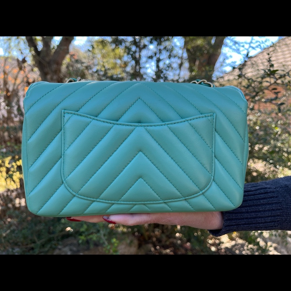 ❌SOLD❌Chanel 19s Mini Chevron Rectangular Flap - Picture 4 of 13